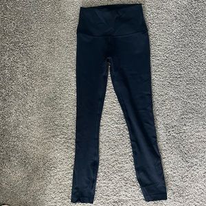 Lululemon navy Wunder Under